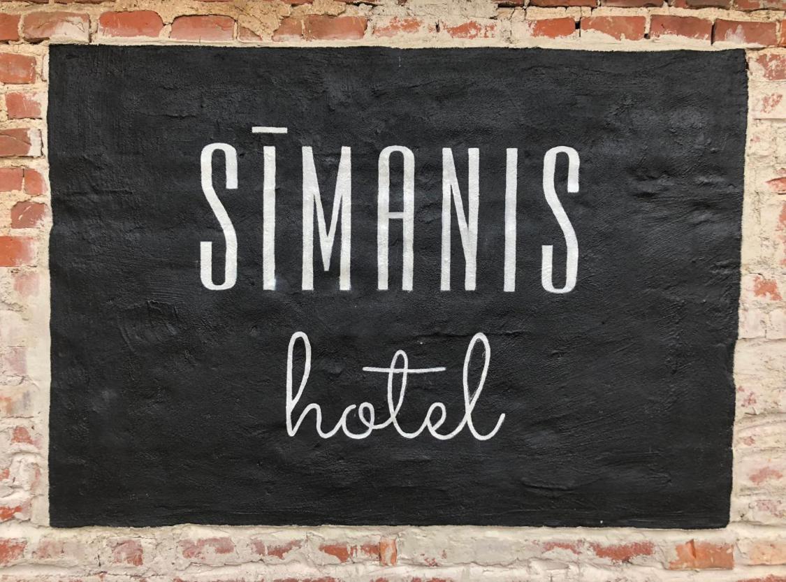 SĪMANIS Boutique Hotel Kuldīga Extérieur photo