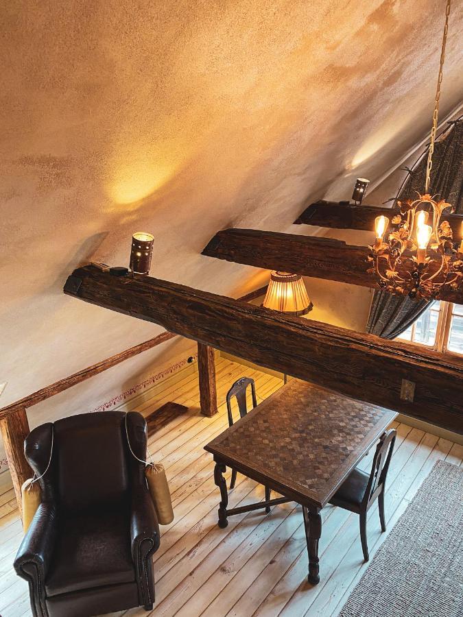 SĪMANIS Boutique Hotel Kuldīga Extérieur photo