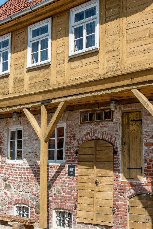 SĪMANIS Boutique Hotel Kuldīga Extérieur photo